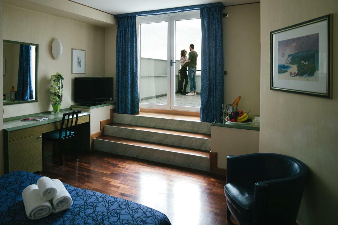 Hotel Royal 4*